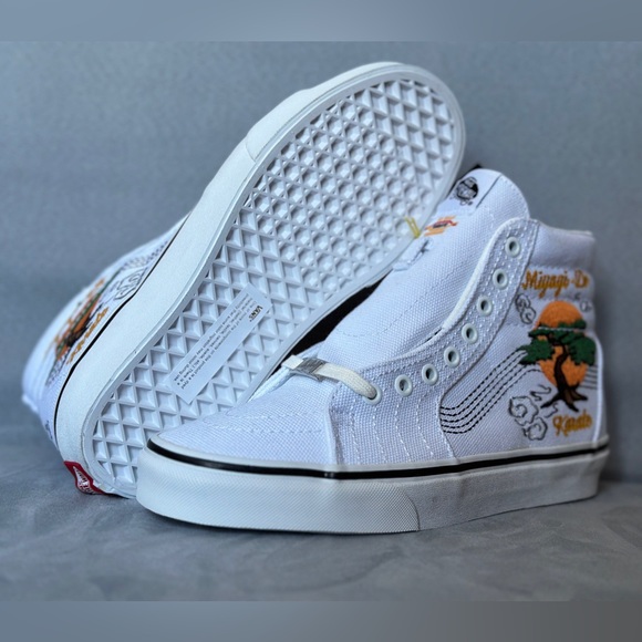 Vans x Cobra Kai Sk8 hi Miyagi-Do - Picture 4 of 9